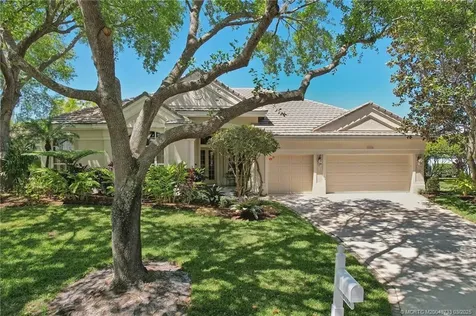 5718 SE Forest Glade Trail Hobe Sound FL 33455