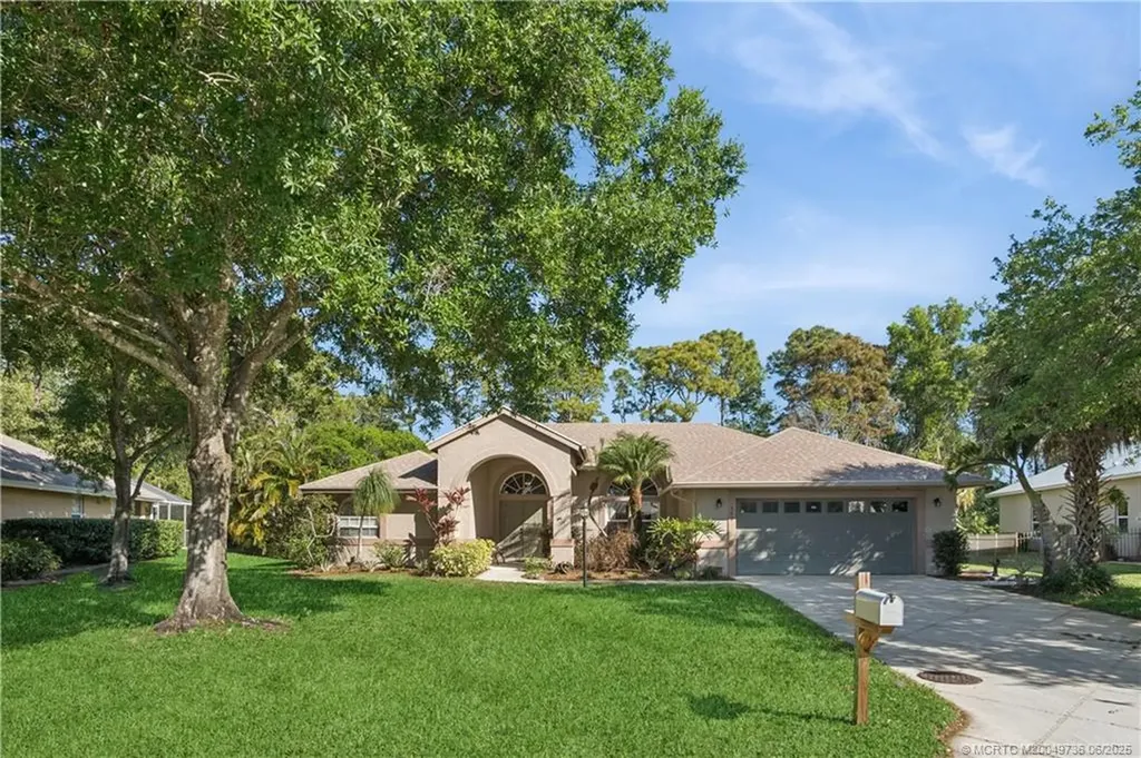 582 SE Southwood Trail Stuart FL 34997
