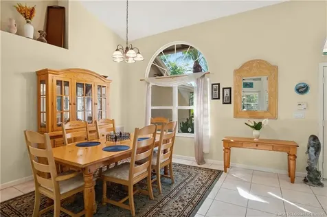 582 SE Southwood Trail Stuart FL 34997