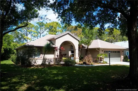 582 SE Southwood Trail Stuart FL 34997