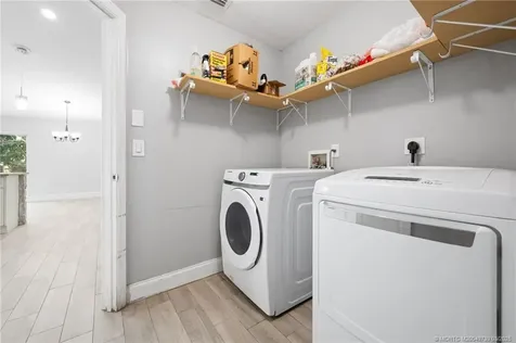 572 SW Mccomb Avenue Port Saint Lucie FL 34953