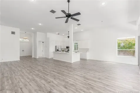 1414 SE Breton Lane Port St Lucie FL 34952