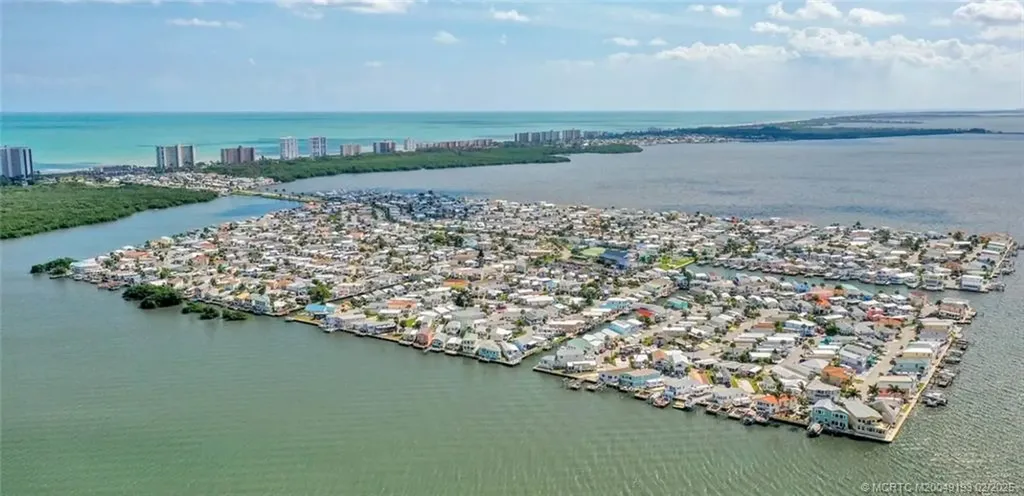 1267 Nettles Boulevard Jensen Beach FL 34957