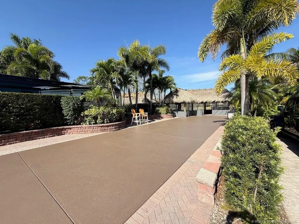 457 NW Foursome Lane Port Saint Lucie FL 34986
