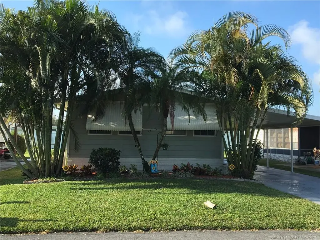 16284 SW Four Wood Way Indiantown FL 34956