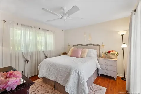 4805 SE Manatee Terrace Stuart FL 34997