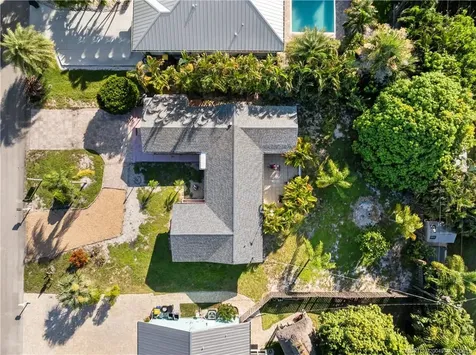 4805 SE Manatee Terrace Stuart FL 34997