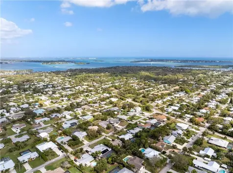 4805 SE Manatee Terrace Stuart FL 34997