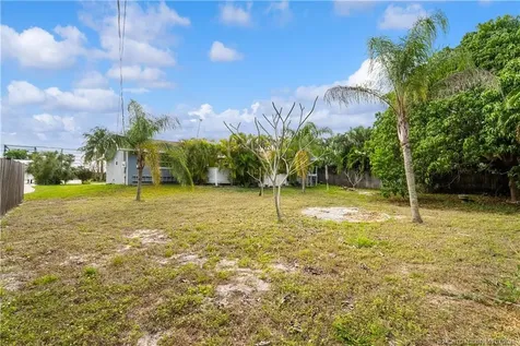 4805 SE Manatee Terrace Stuart FL 34997