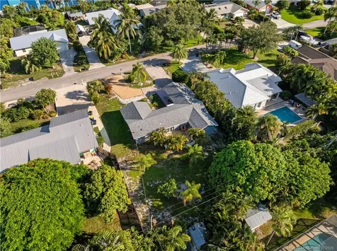 4805 SE Manatee Terrace Stuart FL 34997