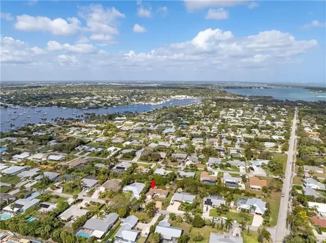 4805 SE Manatee Terrace Stuart FL 34997