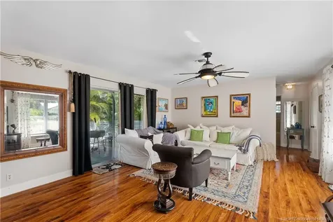 4805 SE Manatee Terrace Stuart FL 34997