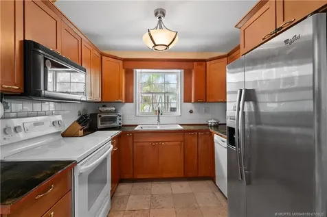 4805 SE Manatee Terrace Stuart FL 34997