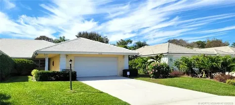 3852 SE Fairway W Stuart FL 34997