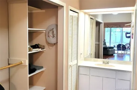 3852 SE Fairway W Stuart FL 34997