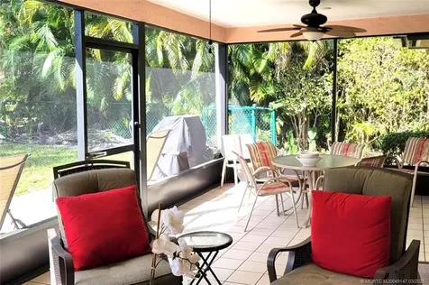 3852 SE Fairway W Stuart FL 34997