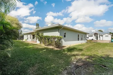 4732 SE Starling Way Stuart FL 34997