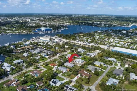4732 SE Starling Way Stuart FL 34997