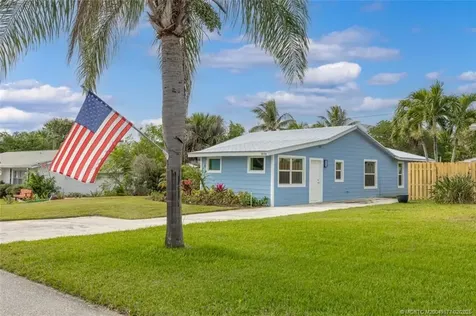 1036 NE Wright Avenue Jensen Beach FL 34957
