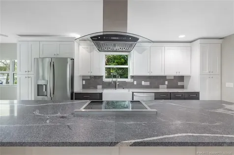 1036 NE Wright Avenue Jensen Beach FL 34957