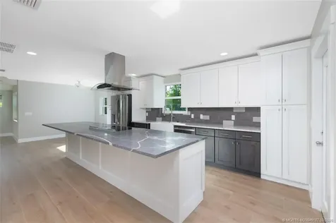 1036 NE Wright Avenue Jensen Beach FL 34957