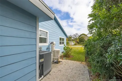 1036 NE Wright Avenue Jensen Beach FL 34957