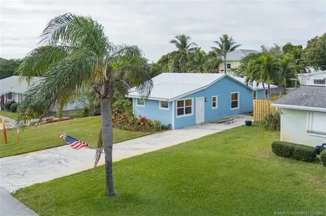 1036 NE Wright Avenue Jensen Beach FL 34957