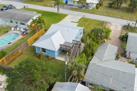 1036 NE Wright Avenue Jensen Beach FL 34957