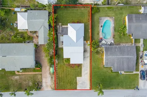 1036 NE Wright Avenue Jensen Beach FL 34957