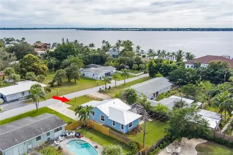 1036 NE Wright Avenue Jensen Beach FL 34957