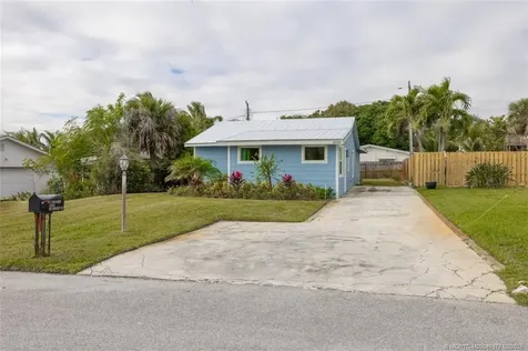1036 NE Wright Avenue Jensen Beach FL 34957