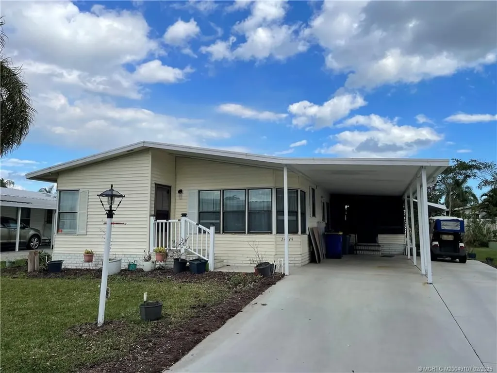 14449 SW Sand Wedge Drive Indiantown FL 34956