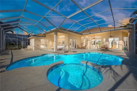 2016 SE Oxton Drive Port St Lucie FL 34952