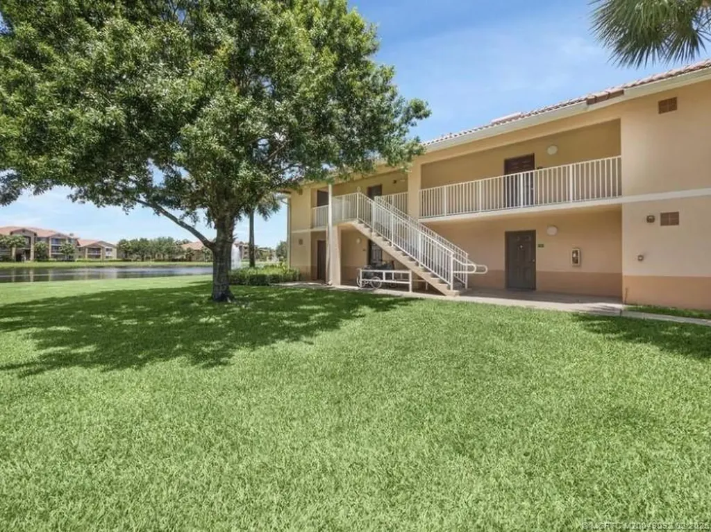 281 SW Palm Drive Port Saint Lucie FL 34986