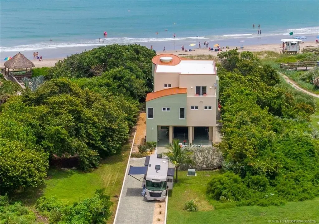 10330 S Ocean Drive Hutchinson Island FL 34957