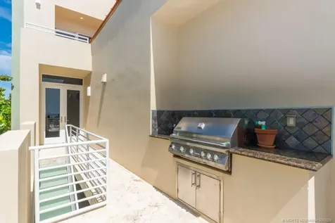 10330 S Ocean Drive Hutchinson Island FL 34957