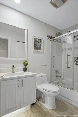 8376 SE Paurotis Lane Hobe Sound FL 33455