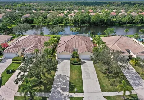 8376 SE Paurotis Lane Hobe Sound FL 33455