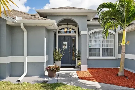 1991 SE Dock Street Port St Lucie FL 34952
