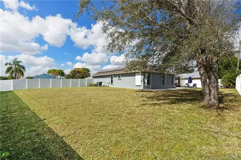 1991 SE Dock Street Port St Lucie FL 34952