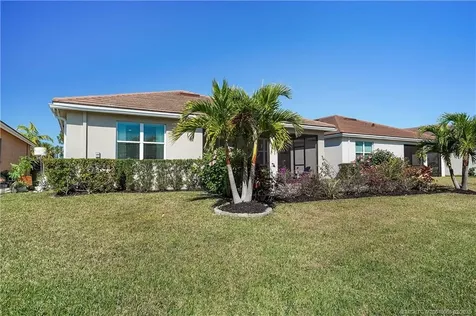 2060 NW Golden Oak Trail Jensen Beach FL 34957