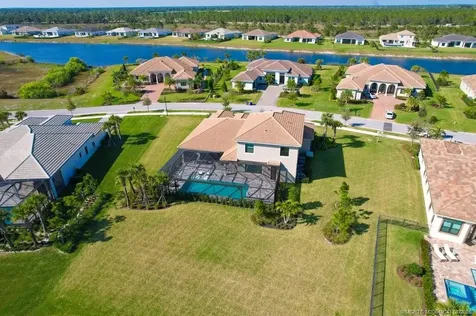 5276 SW Star Apple Street Palm City FL 34990