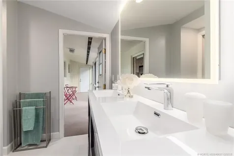 9026 SE Bobwhite Street Hobe Sound FL 33455