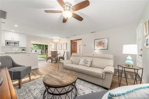 9026 SE Bobwhite Street Hobe Sound FL 33455