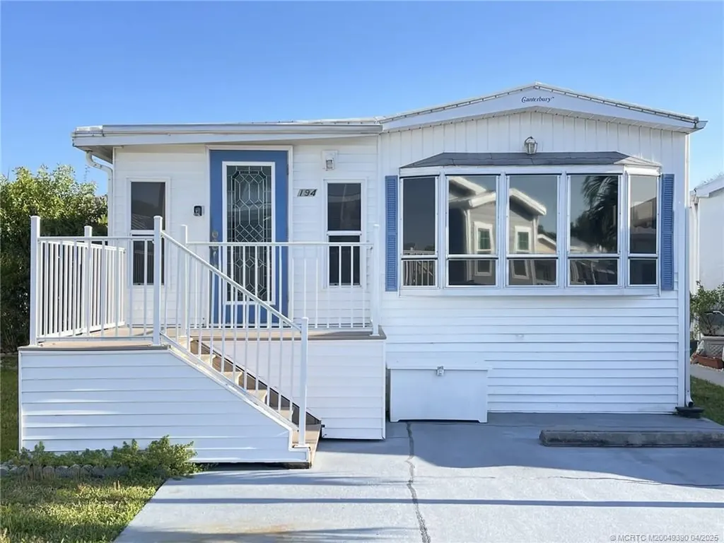 194 Nettles Boulevard Jensen Beach FL 34957