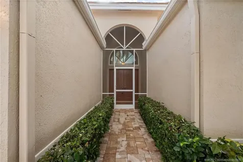 3190 SE Carrick Green Court Port St Lucie FL 34952