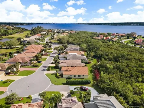 3190 SE Carrick Green Court Port St Lucie FL 34952