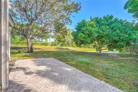 8020 Bermuda Point Lane Davie FL 33328