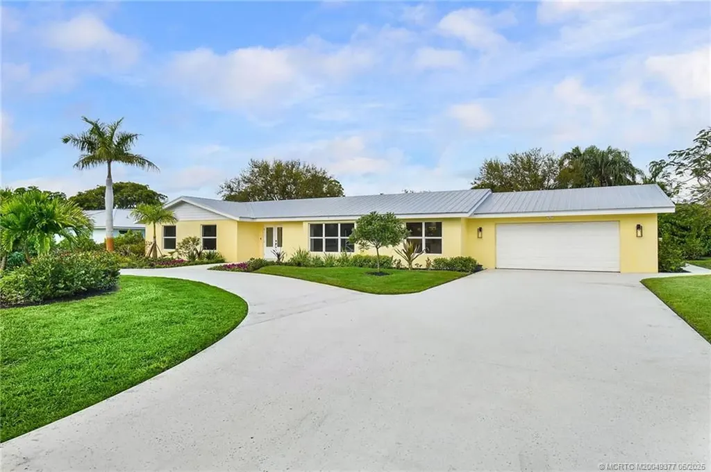 1609 NW River Trail Stuart FL 34994