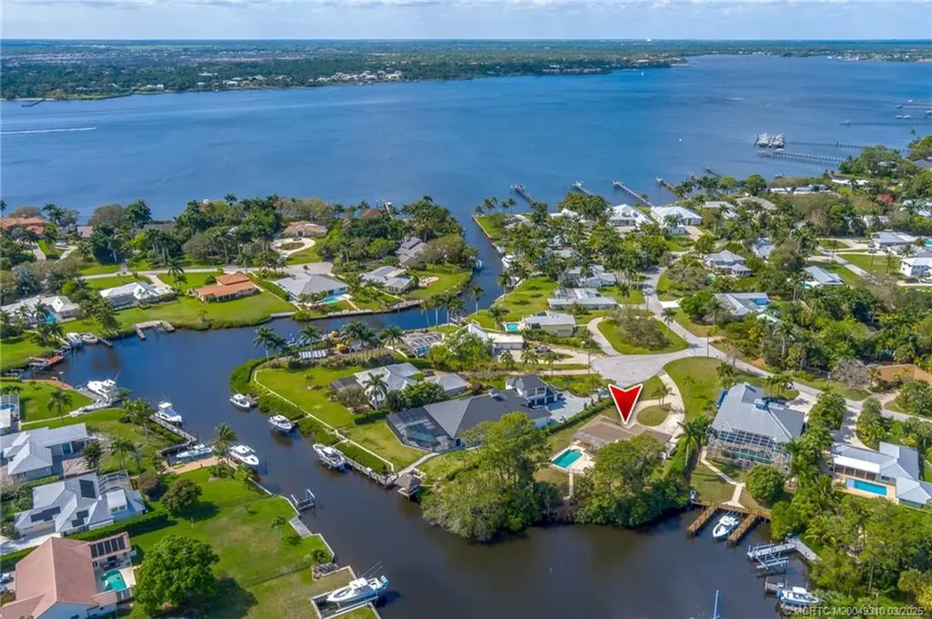 1615 NW Bay Tree Circle Stuart FL 34994